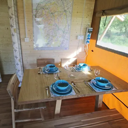 Safari Tent * Westward
